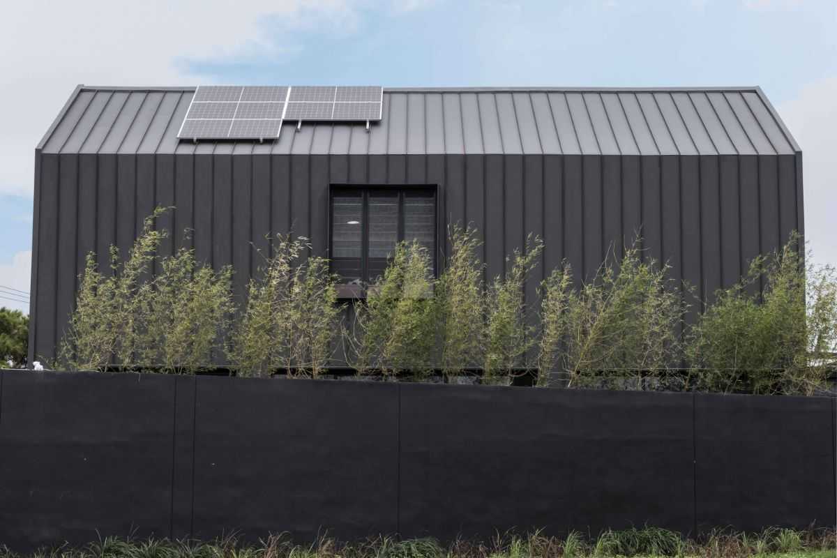 What are Insulated Wall Systems?