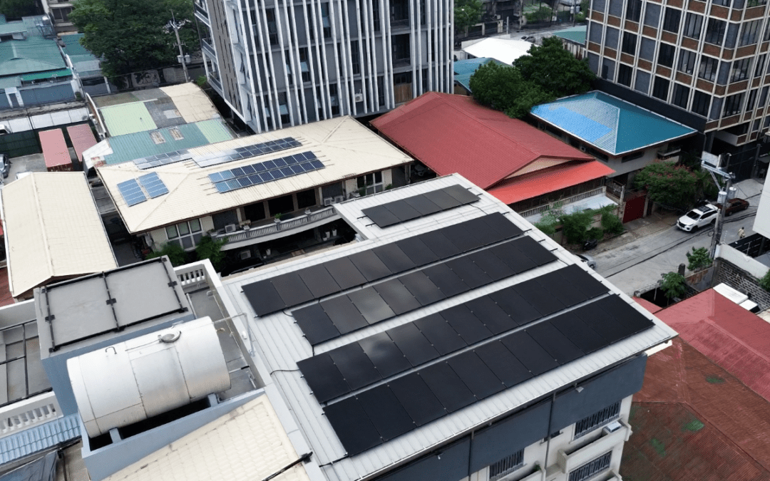 How Long Do Solar Panels Last and when to Replace Them?