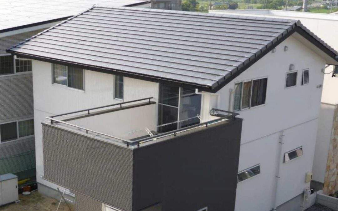 Clay Roof Tiles vs Concrete Tiles: Which is Better for Your Property?
