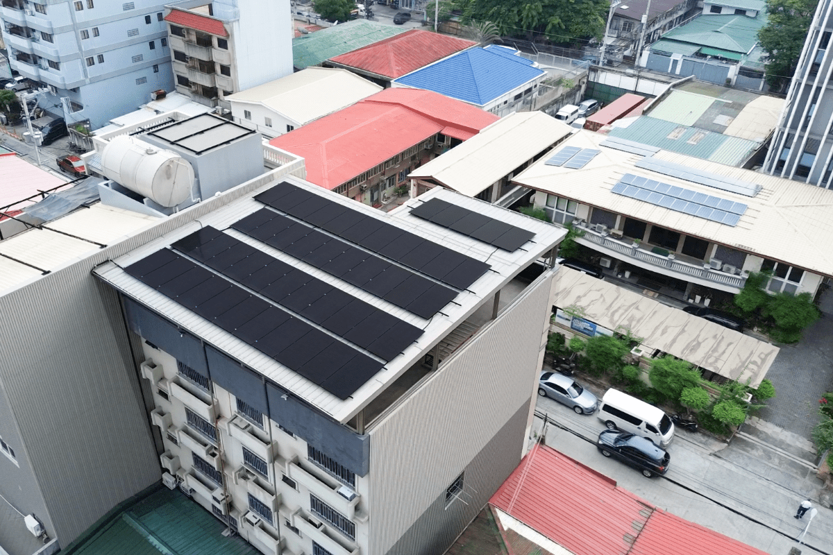 An example of how solar panels in the Philippines are used on top of commercial buildings
