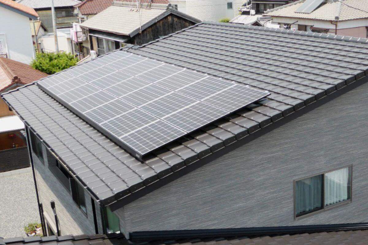Why Roofing Design Matters in Solar Panel Performance