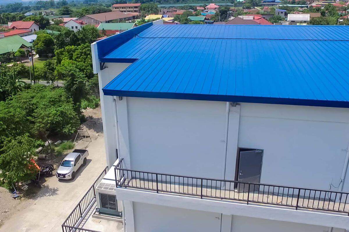 AI_Image-2 (1) How Insulated Roof Panels Benefit the Environment